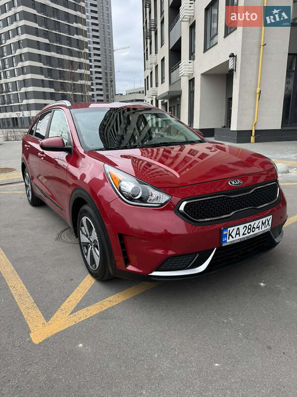 Kia Niro (2016)