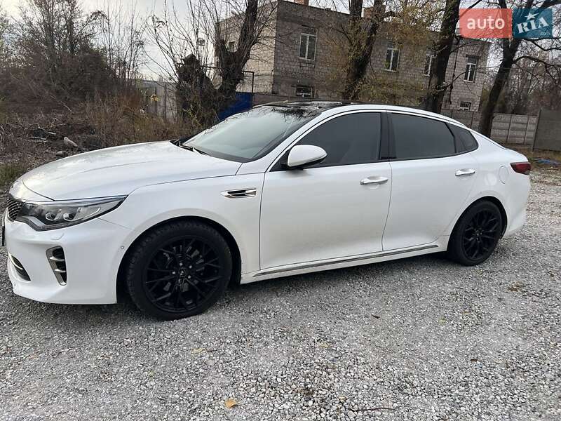 Kia Optima (2016)