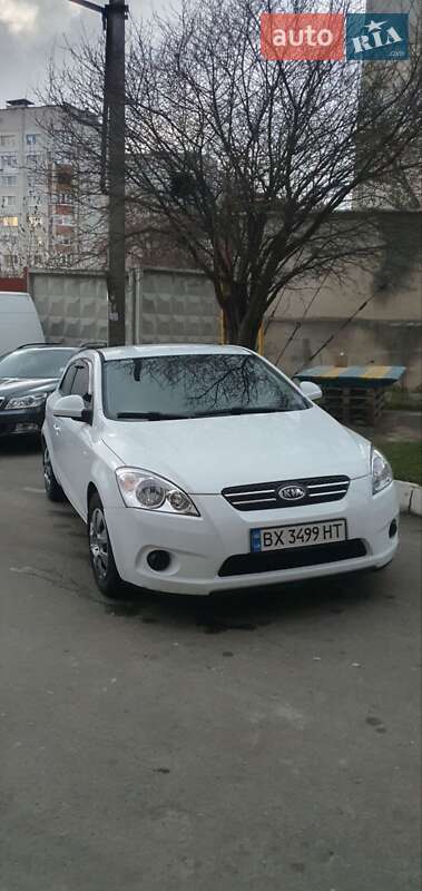 Kia Cee'd (2009)