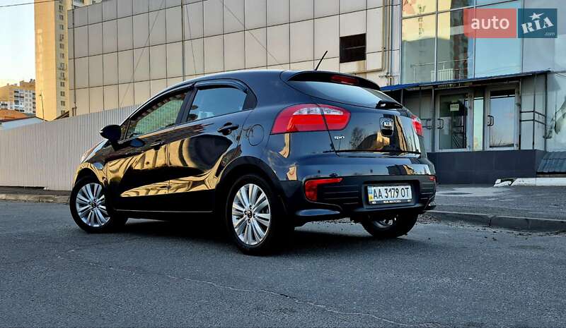 Kia Rio (2015)