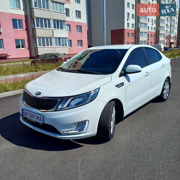 Kia Rio (2013)