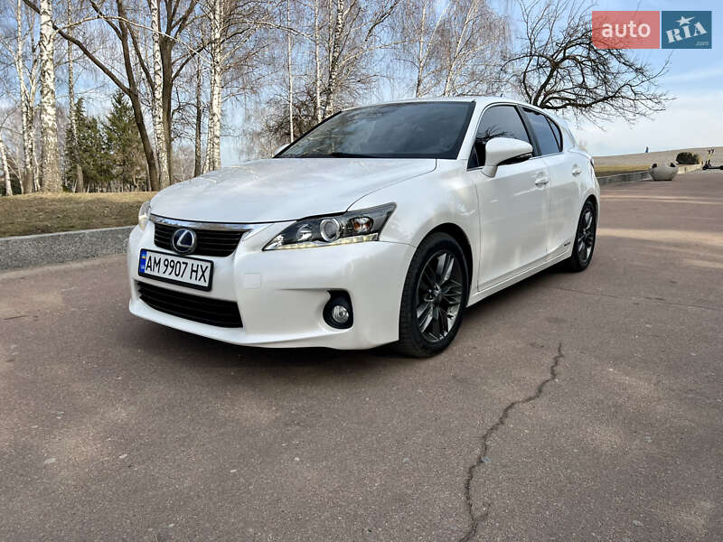 Lexus Ct (2011)