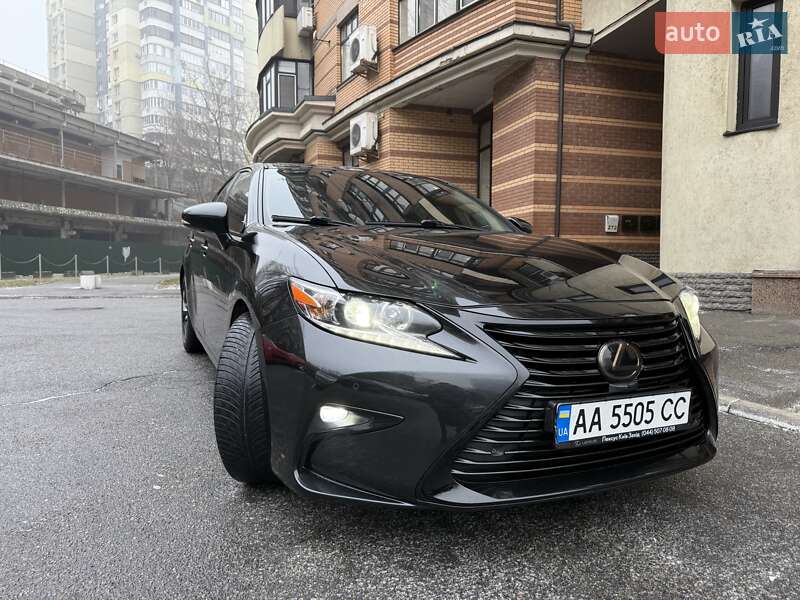 Lexus Es (2016)