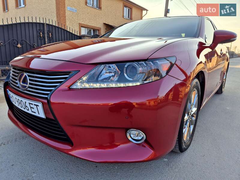 Lexus Es (2013)