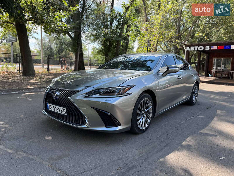 Lexus Es (2018)