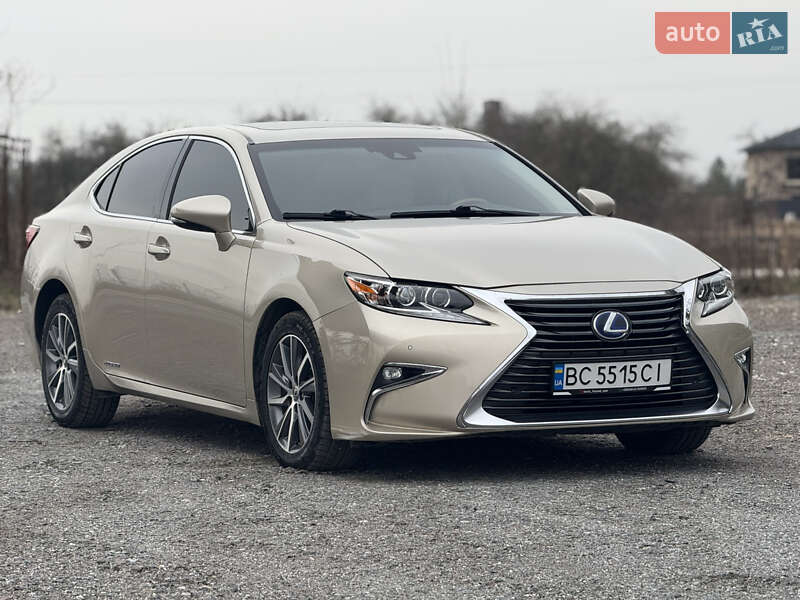 Lexus Es (2018)