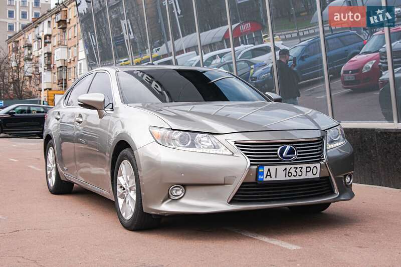 Lexus Es (2015)