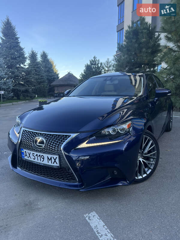Lexus Is (2014)