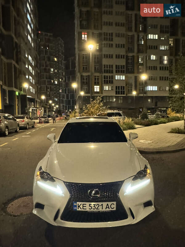 Lexus Is 200t (2016)