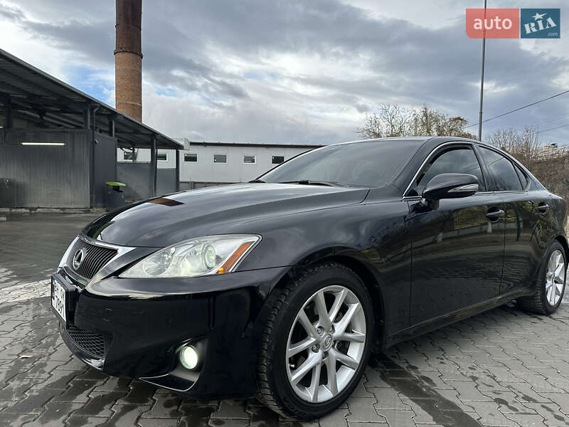 Lexus Is 250 (2011)