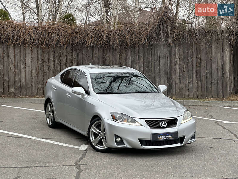 Lexus Is 250 (2011)