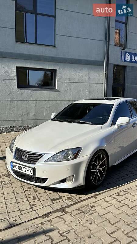 Lexus Is (2008)