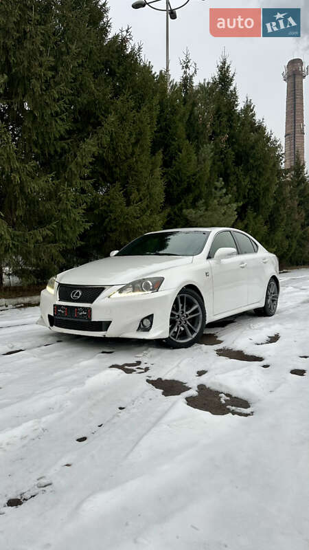 Lexus Is (2012)