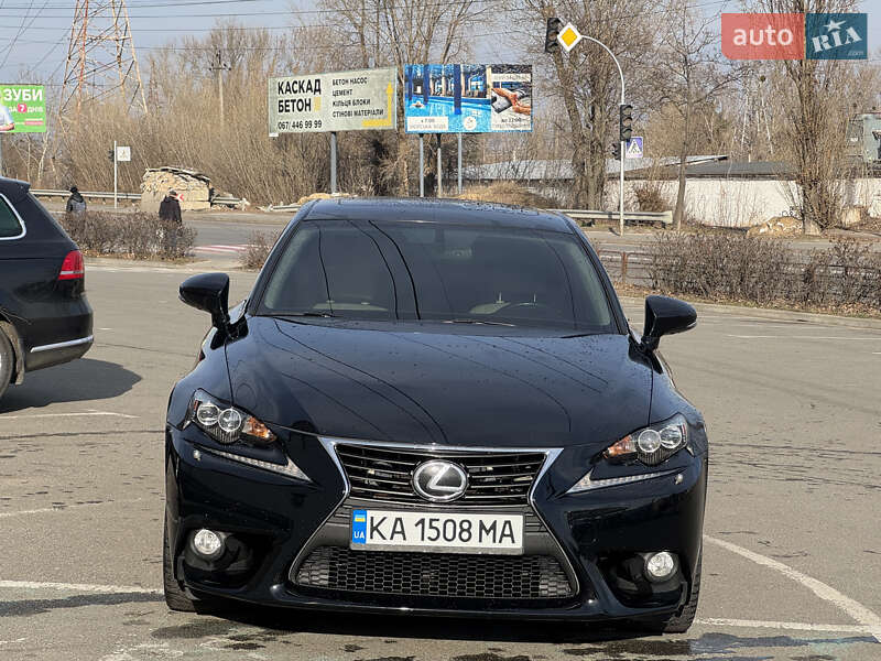 Lexus Is (2013)