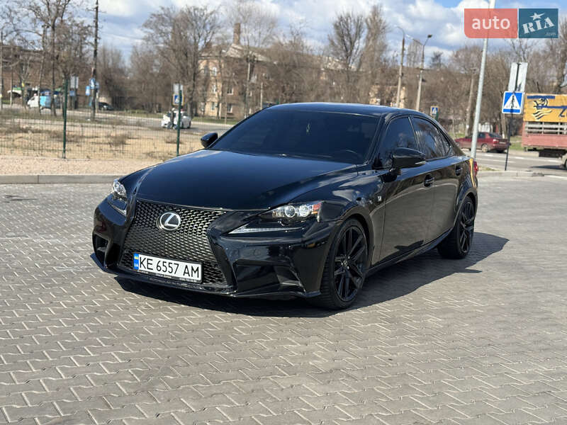 Lexus Is (2015)