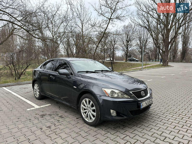Lexus Is (2006)