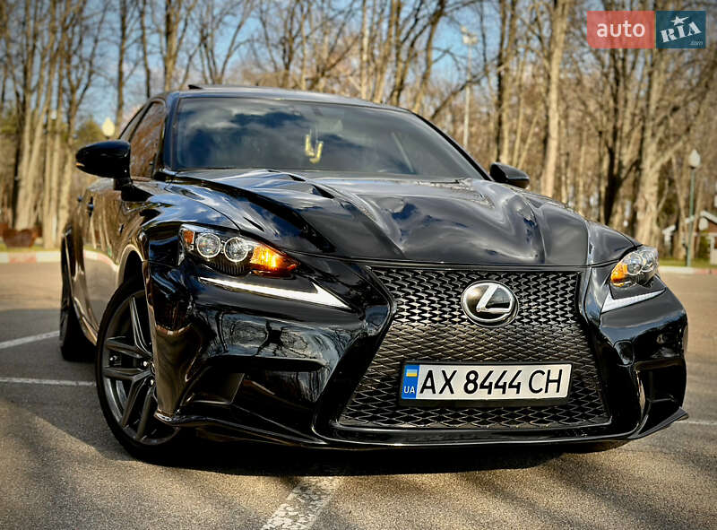 Lexus Is (2014)