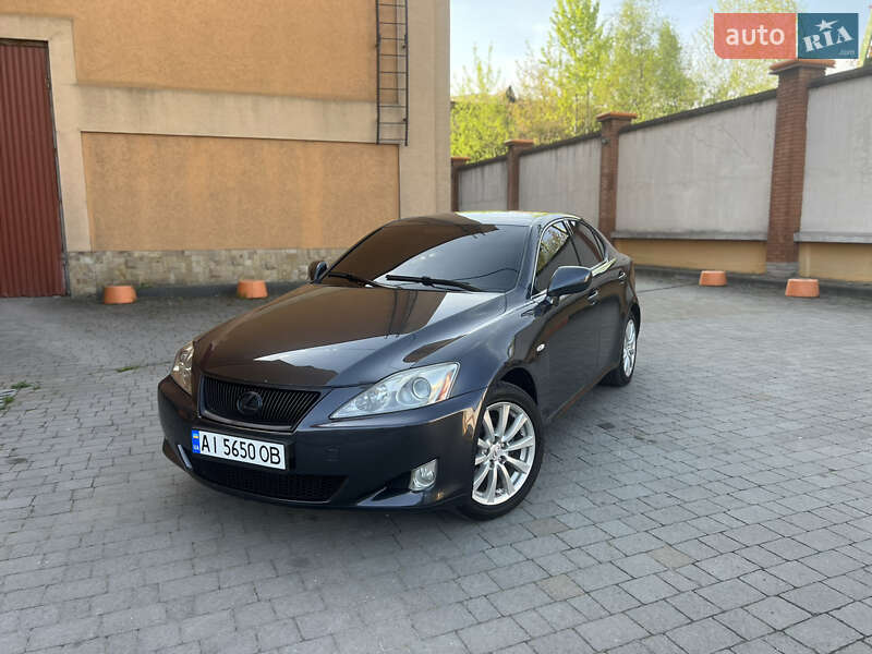 Lexus Is (2006)