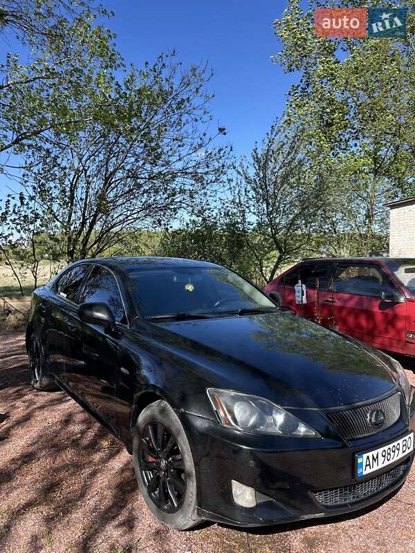 Lexus Is (2007)