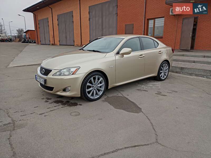 Lexus Is (2006)