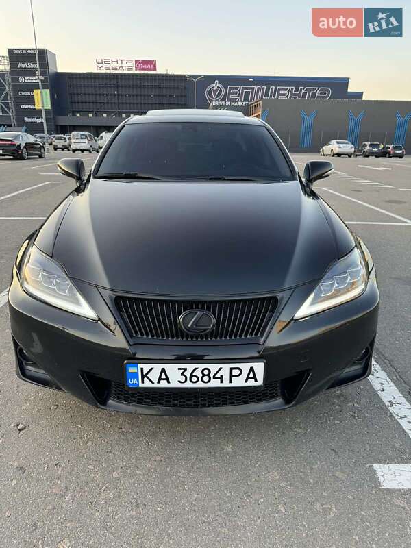 Lexus Is (2010)