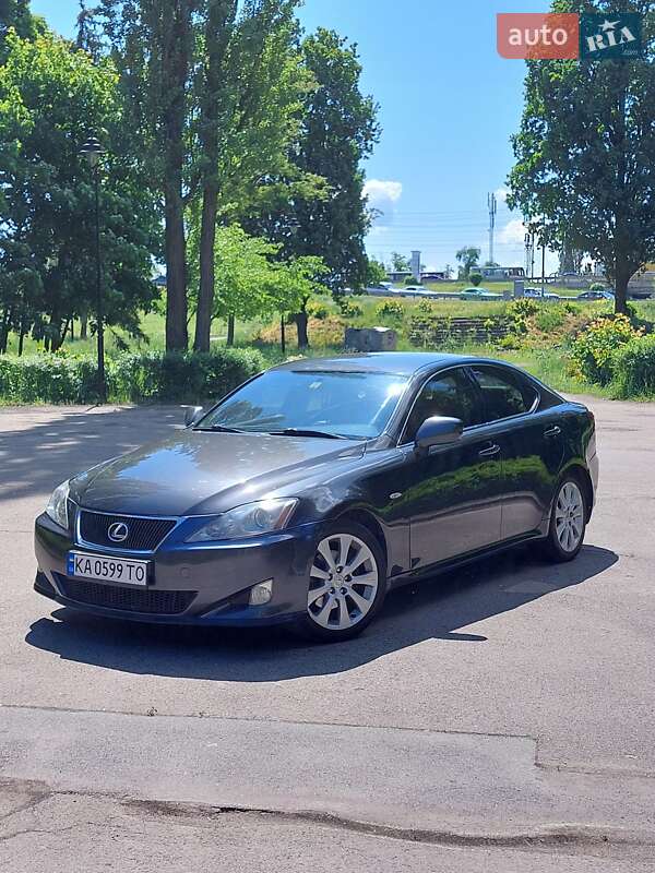 Lexus Is (2007)