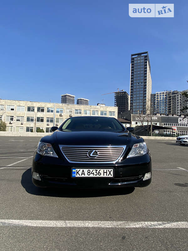 Lexus Ls 460 l (2007)