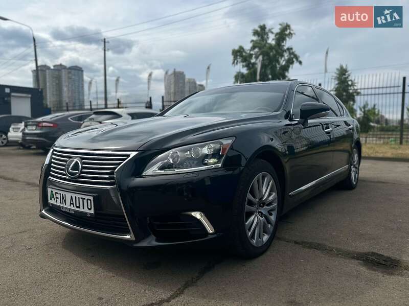 Lexus Ls (2014)