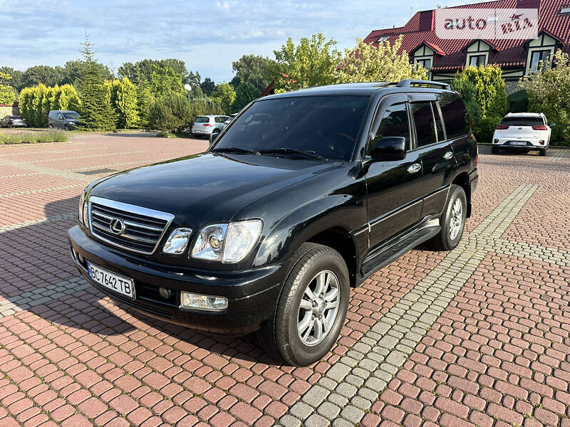Lexus Lx 470 (2005)