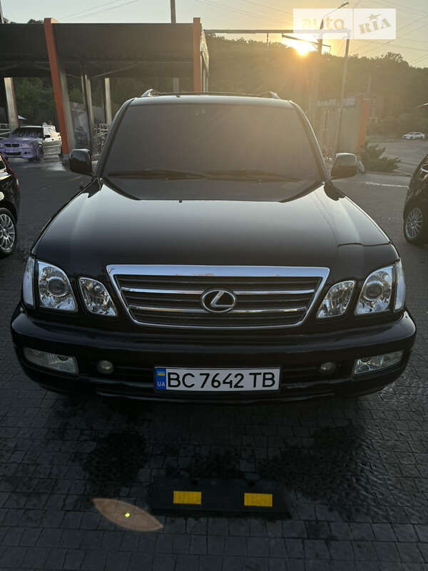 Lexus Lx 470 (2005)