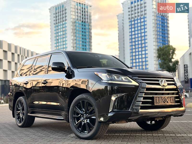 Lexus Lx (2017)