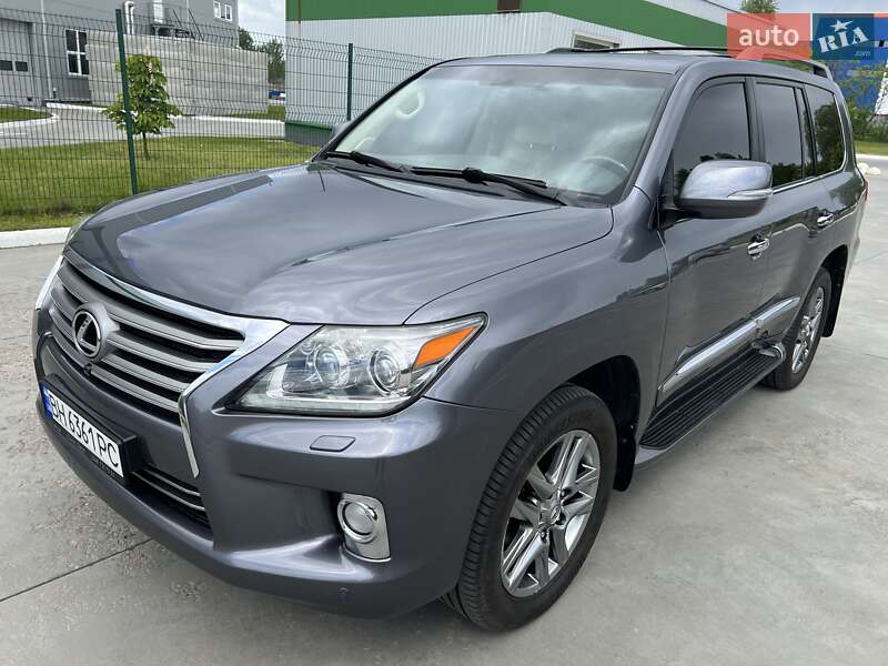 Lexus Lx (2012)