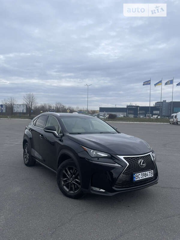 Lexus Nx 200t (2016)