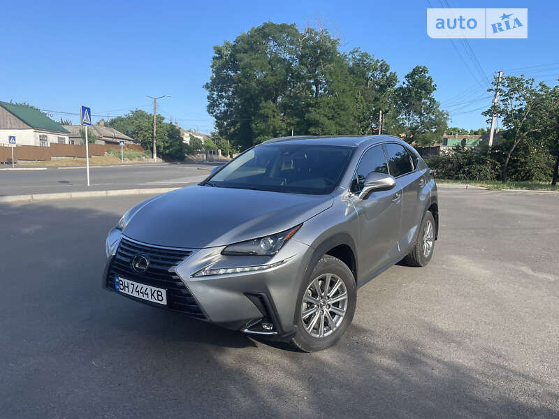 Lexus Nx 300 (2021)