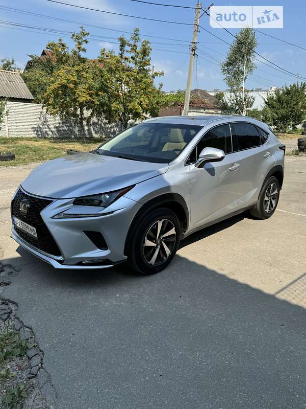 Lexus Nx 300 (2017)