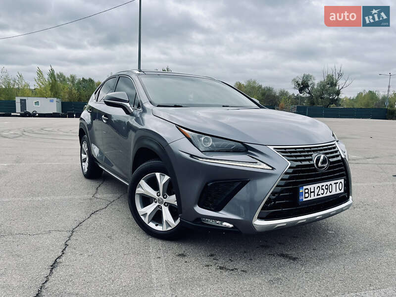 Lexus Nx 200t (2016)