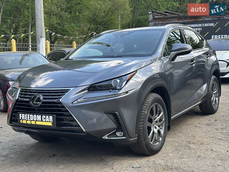 Lexus Nx (2019)