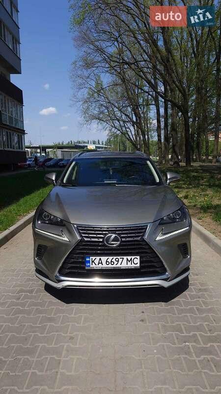 Lexus Nx (2017)