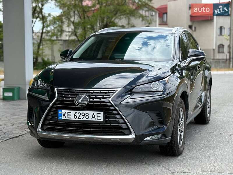 Lexus Nx (2019)