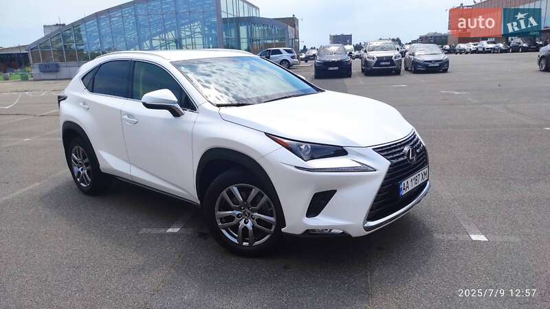 Lexus Nx (2019)