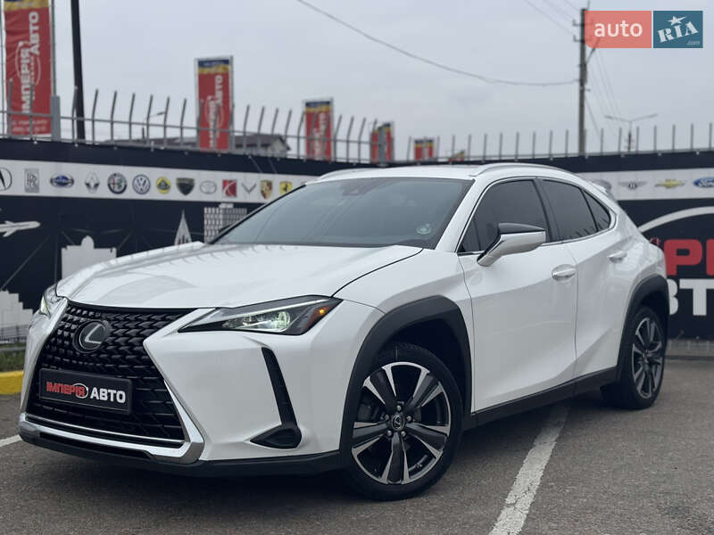Lexus Ux (2019)