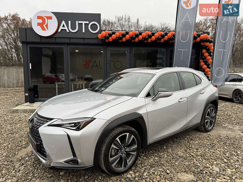 Lexus Ux 200 (2020)