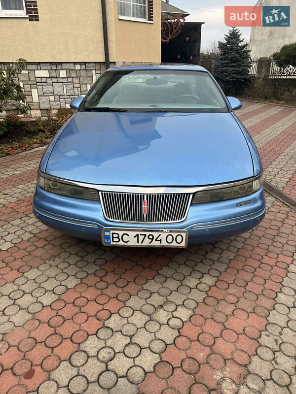Lincoln Mark viii (1993)