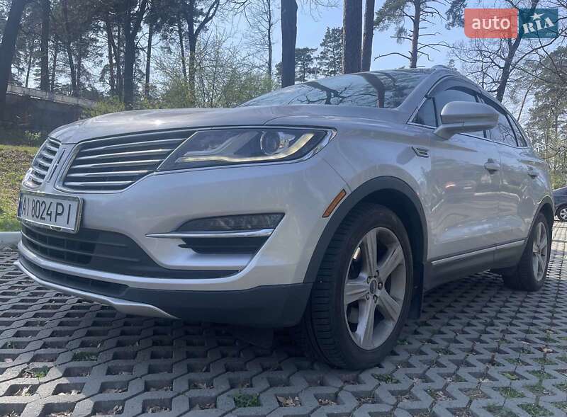 Lincoln Mkc (2017)