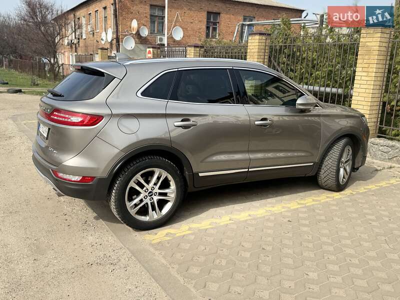 Lincoln Mkc (2016)