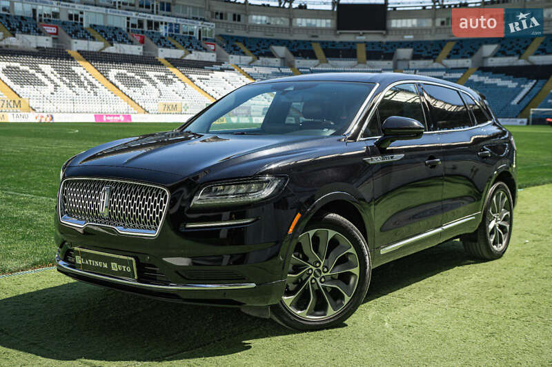Lincoln Nautilus (2022)