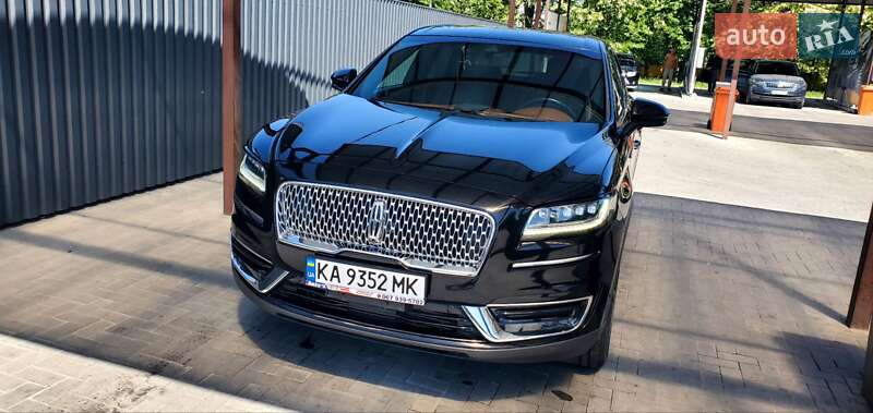 Lincoln Nautilus (2020)