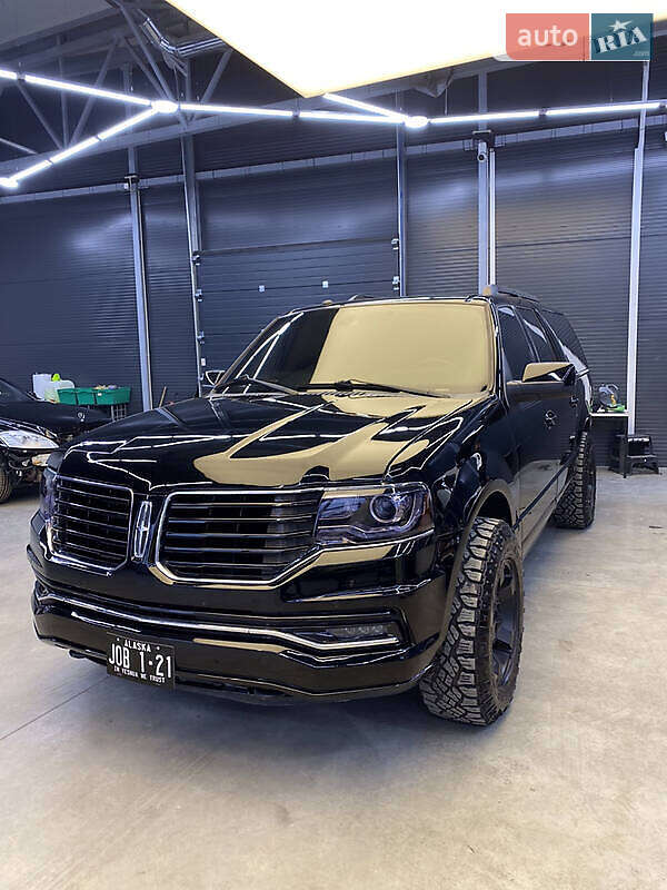 Lincoln Navigator (2016)