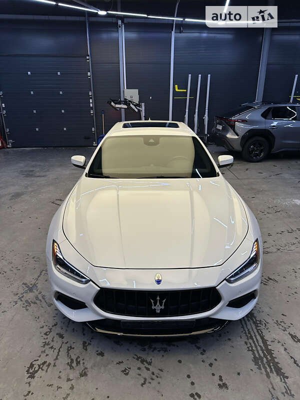 Maserati Ghibli (2017)