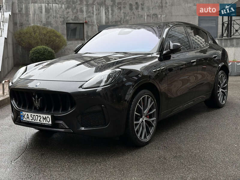 Maserati Grecale (2024)